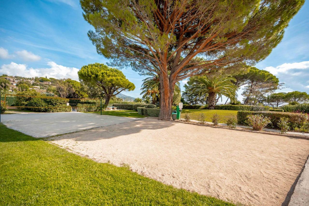 Résidence Pierre&Vacances L’Anse De Pramousquier Le Lavandou Exterior foto