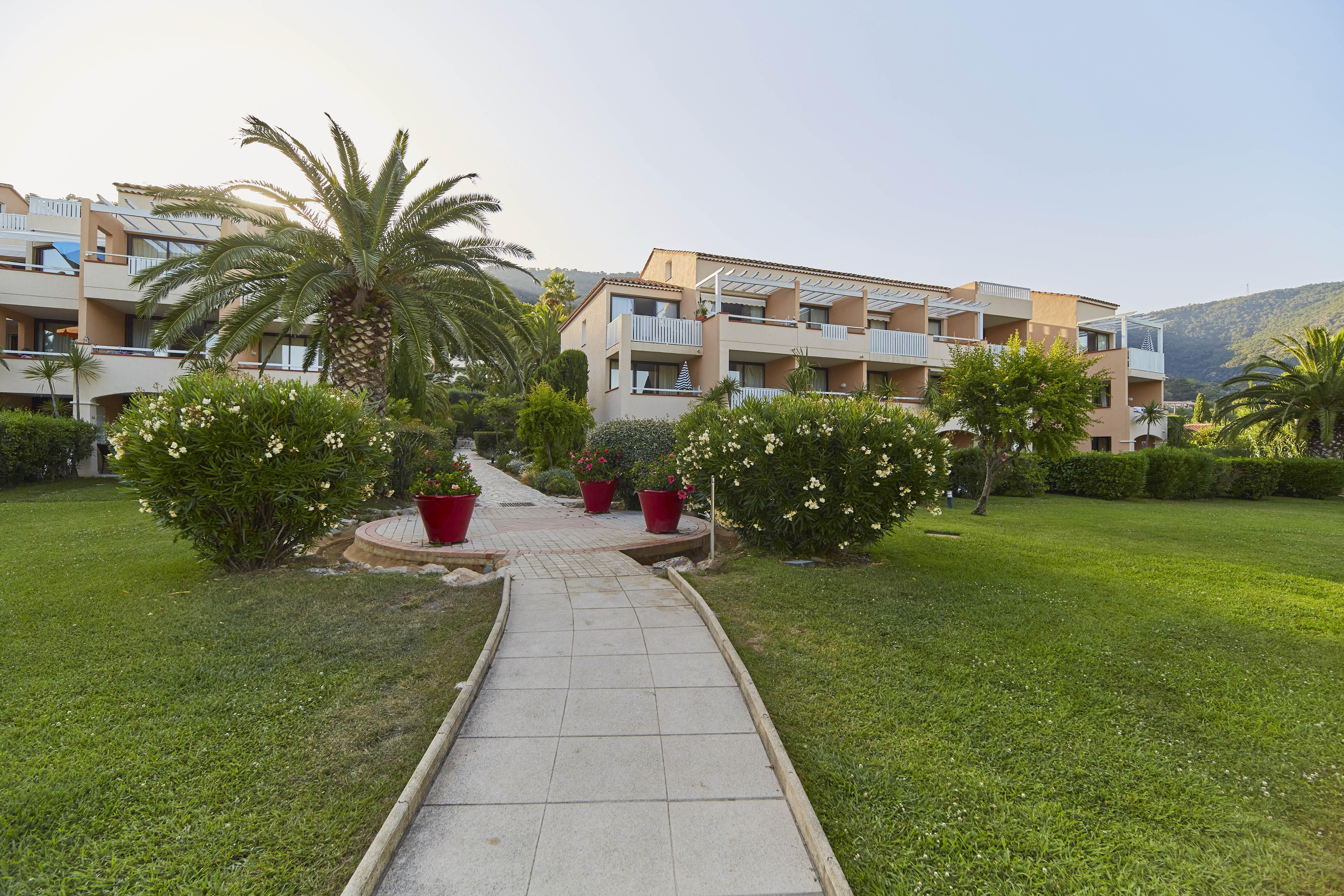 Résidence Pierre&Vacances L’Anse De Pramousquier Le Lavandou Exterior foto