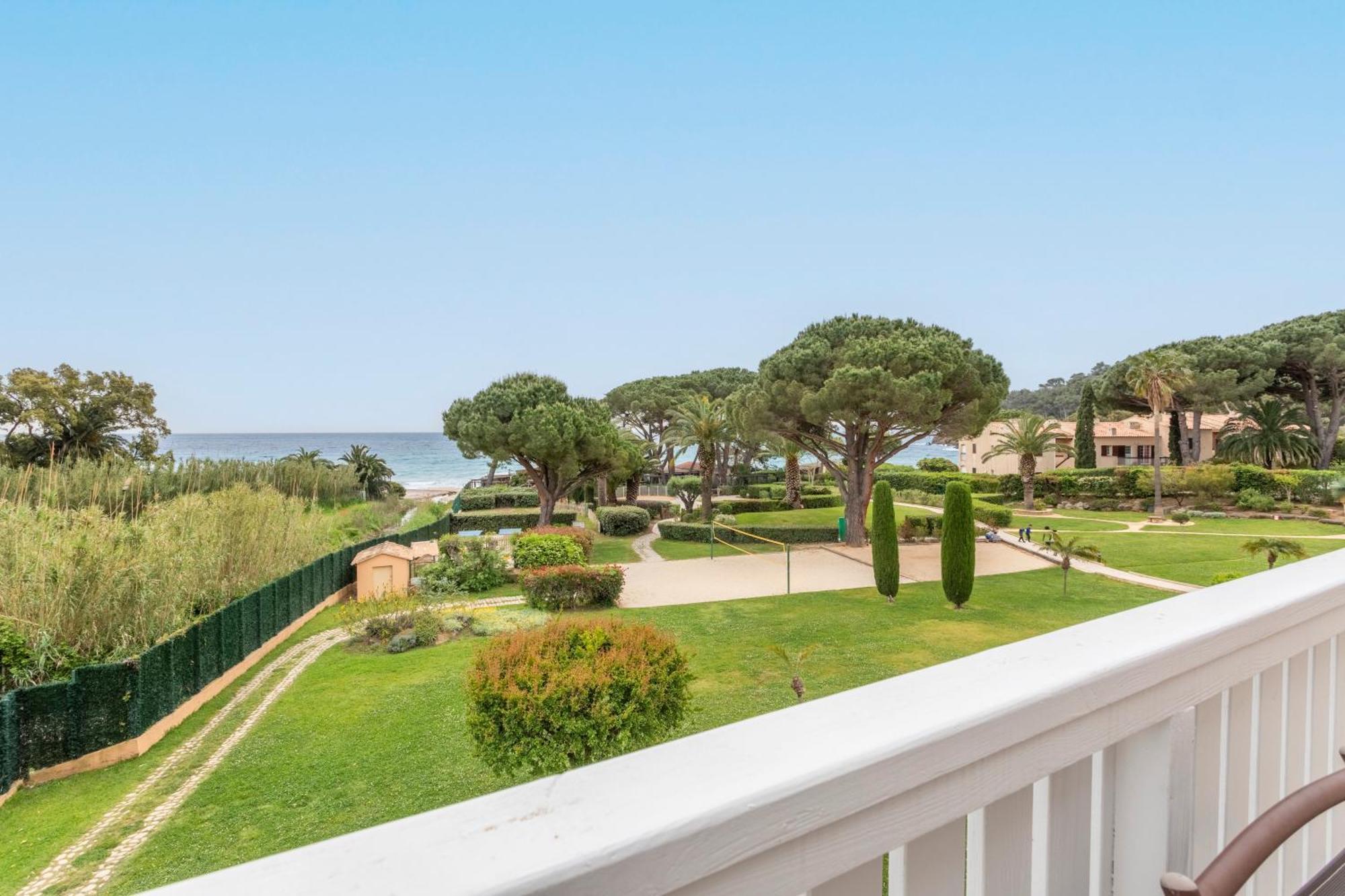Résidence Pierre&Vacances L’Anse De Pramousquier Le Lavandou Exterior foto